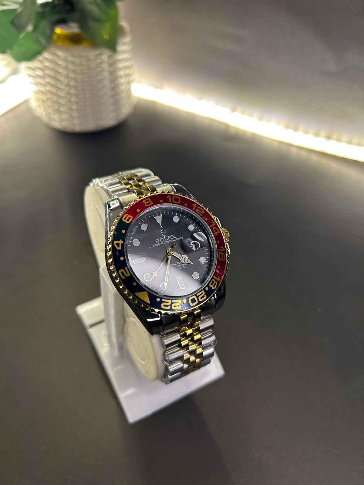 GMT